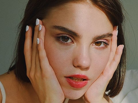 A mix of 90s grunge and K-beauty inspo, here's a comprehensive list of all the looks you might want to bookmark for the year ahead.