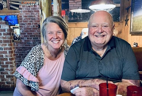 Tania Nix with her father, Hody Childress, at a restaurant in Geraldine, Alabama, last year.