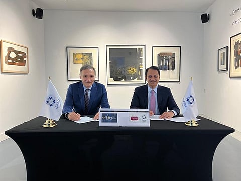 John Sunil, CEO, Burjeel Holdings, and Professor Horace Roman, Founding Member, IFEM Endo sign the MoU to provide specialised care to women