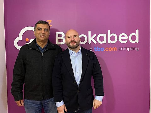 Neeraj Gera of TBO Holidays with BookaBed's Karl Tyrrell.