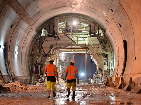 NGE is already, in cooperation with other companies, working on expanding and refurbishing the metro in Cairo.