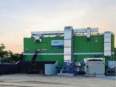 In the first stage of the unit, the production capacity is set at five tonnes a day