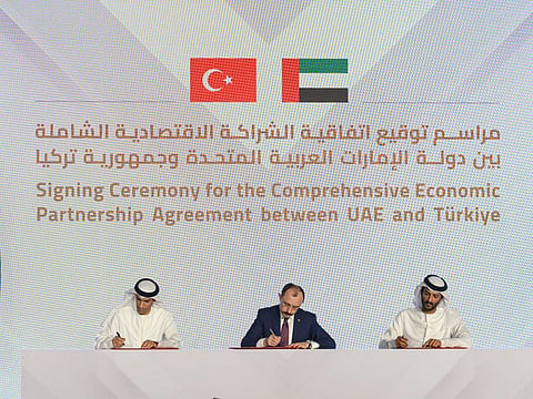 Abdulla bin Touq Al Marri, UAE Minister of the Economy, and Mehmet Muş, the Turkish Minister of Trade, signed the agreement.