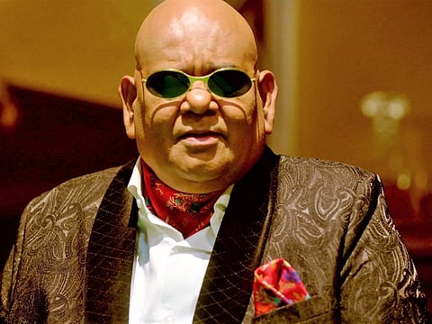 Satish Kaushik in 'Bloody Brothers' (2022)