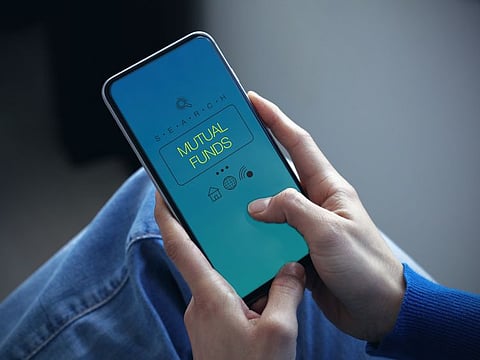 Should you sell your investments if the mutual fund occasionally gives you negative returns or generates a loss? No, here’s why that is.