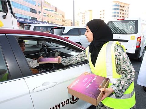 Hundreds of meals, drinks and desserts were distributed to fasting motorists.