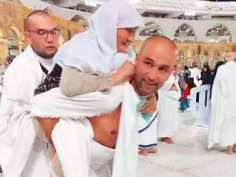 The video has since garnered widespread attention on social media platforms.