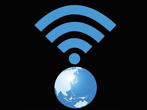 Are internet users ready to take on new ways to access the digital world? And not having to do so without a smartphone?