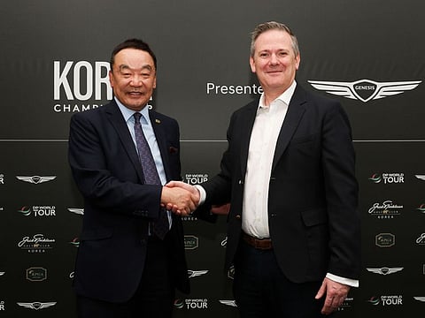 KPGA Chairman Koo Ja-cheol and DP World Tour Chief Tournament Business Officer Ben Cowen