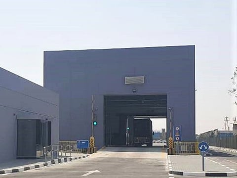 X-ray scanning of a heavy vehicle at Jebel Ali and TECOM Customs Centre