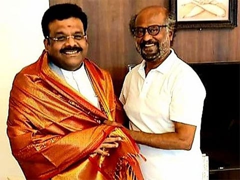 Dr. D. Venkateshwaran, Deputy High Commissioner (DHC) of Sri Lanka met Padma Bhushan ‘Superstar’ Rajinikanth, a world renowned actor from South India, at his residence.