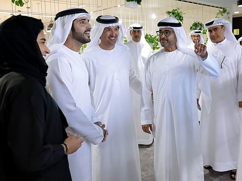 Hamdan bin Mohammed reviews DET’s strategy to achieve goals of Dubai Economic Agenda D33