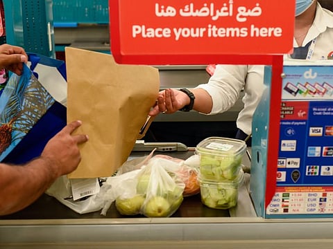 Shoppers going for re-usable bags for grocery in Abu Dhabi  Photo: Virendra Saklani/Gulf News