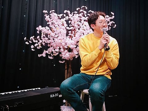 Korean Instagrammer Yechan Charles Lee (@40Kahani) went viral for his Indian regional accent.