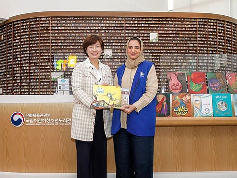 Marwa Al Aqroubi, President of UAEBBY, during her visit to ‘National Library for Children and Young Adults’ and ‘Baraka Little Library’ to donate books.