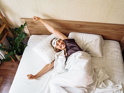 From silk eye masks to bamboo sheets, here's what a sleep expert recommends for optimal rest in the summers.