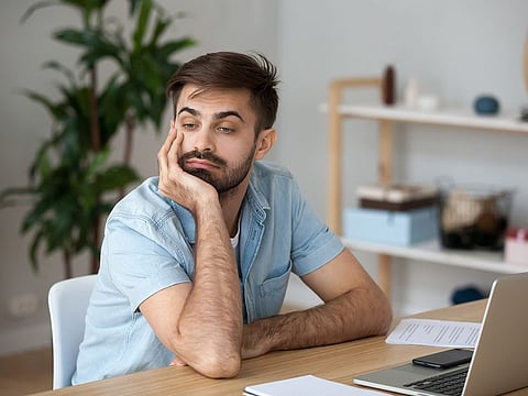 Window-sitting typically refers to an employee who tends to observe from the sidelines, avoiding active participation and taking on a passive role at work.