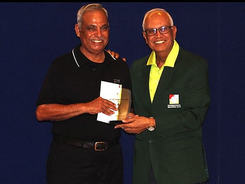 Summer Senior Open 2023 winner Suresh Shewakrami (left)