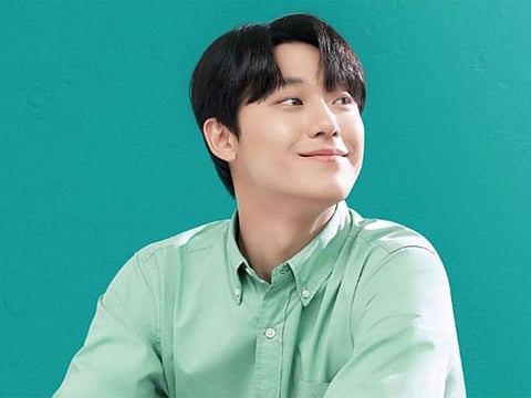 Lee Do-hyun enlists in the South Korean air force military band