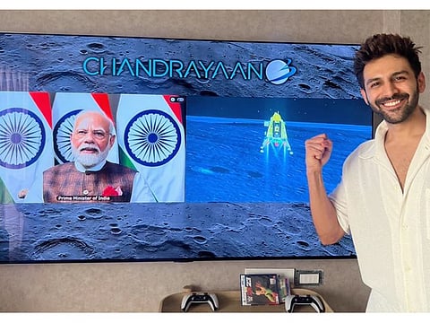 Actor Kartik Aaryan can't keep calm as India reaches the moon