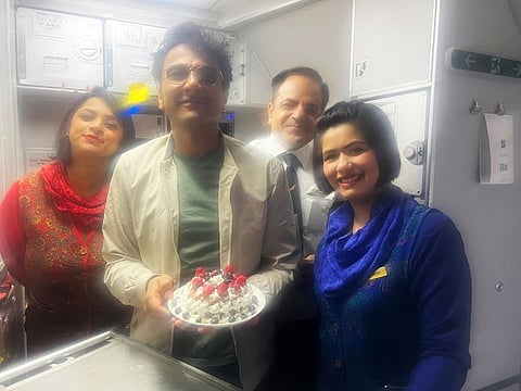 Chef Vikas Khanna surprises retiring Air India crew