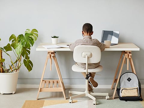 A child's knees and elbows should be bent at 90 degrees when he/she is sitting at the desk. Ergonomic chairs help kids get into the right posture when studying.