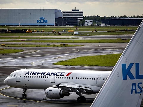 Air France-KLM announced on September 25 that it was going to place a "major order" for 50 long-haul Airbus A350s, as part of its effort to introduce more fuel-efficient planes.