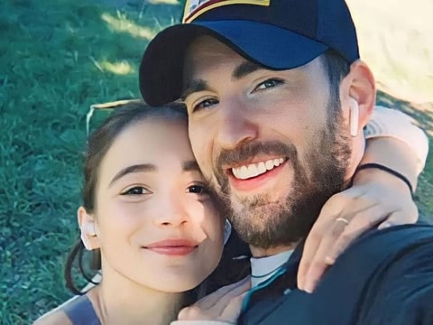 Chris Evans and Alba Baptista