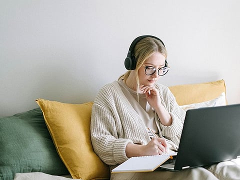 Research suggests that if you work in ‘sprints’ or short bursts, which is a fixed period of time and then take a planned break, your brain has time to recover.