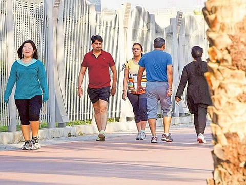 The simple practice of taking moderate walks helps in significantly reducing the typical post-supper blood sugar spike, which often extends into the night and early morning.