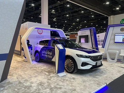 The vehicle has an estimated torque of 1,040 Nm, a range of 860km on a full change, and can accelerate from 0 to 100 km/h in 4.5 seconds.