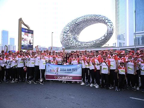 The event, which took place in the heart of Dubai, witnessed an impressive turnout of 415 Joyalukkas staff members