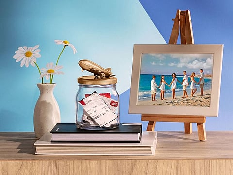 Puck souvenir holder