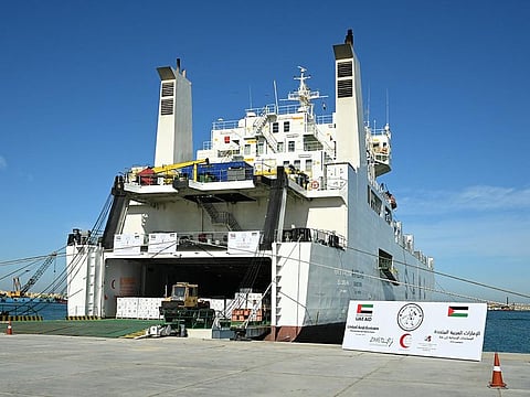 The ship, which departed from the port of Fujairah, carried 3,465 tonnes of food supplies, 420 tonnes of shelter materials, as well as 131 tonnes of medical aid.