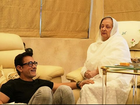 Aamir Khan and Saira Banu.