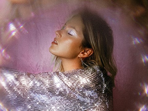 There's a lot of shimmer and colour ahead - buckle up to find out what's staying and leaving from our vanities in 2024.