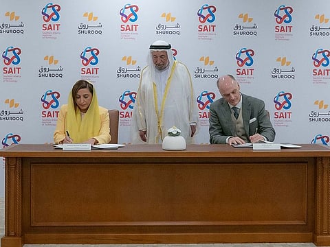 Dr Sheikh Sultan bin Mohammed Al Qasimi witnesses signing of a MoU between the Sharjah Investment and Development Authority (Shurooq) and the Southern Alberta Institute of Technology in Canada, in the presence of Sheikha Bodour Al Qasimi and Mark Butler