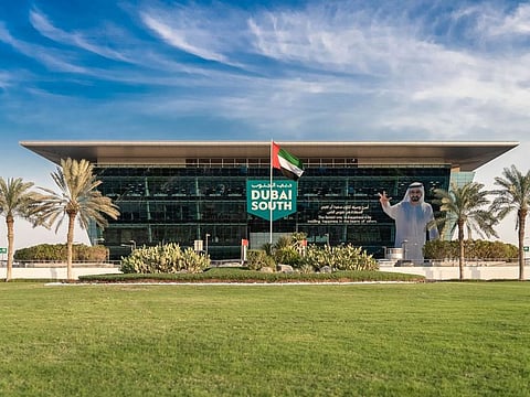 Dubai South houses the world’s largest airport when fully operational, complemented by a multi-modal transport infrastructure connecting air, land and sea.