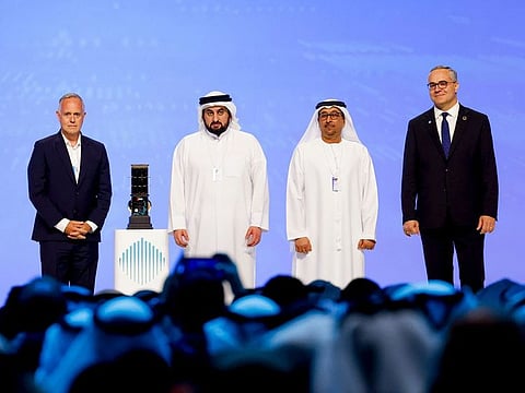Sheikh Ahmed bin Mohammed bin Rashid Al Maktoum (2nd L), presenting the Award to the winner of this year’s new category - The Most Beautiful, Innovative and Iconic Building - Scion Innovation Hub project from New Zealand, at World Governments Summit at Madinat Jumeirah in Dubai on Tuesday