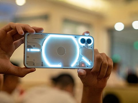 Is your loved one looking for a smartphone upgrade, a smart helper or something to ease their upcoming travels? Then, check out these gift ideas.