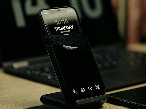 From MagSafe compatibility to fast charging capabilities, this guide will help you find the perfect wireless power bank to keep your devices fuelled throughout the day