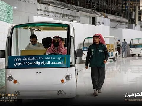 The General Authority for the Care and Management of the Two Holy Mosques has also deployed 10,000 manual carts across 20 locations within the vast Grand Mosque and its courtyards.