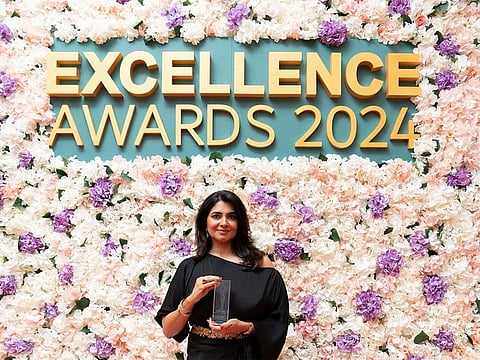 Vandana Mahajan with her Excellence in Education – Best in Career Guidance & University Placement award