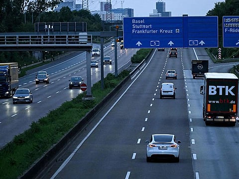 The recommendation suggests widening a section of the A5 outside the western city of Frankfurt to 10 lanes at an estimated cost of 1.1 billion euros (USD 1.2 billion).
