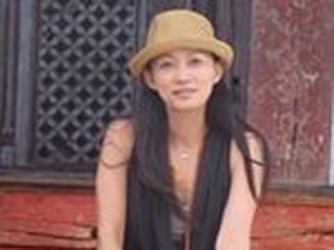 In return for her services, Terry’s South Korean handlers gifted her a $3,450 Louis Vuitton handbag, a $2,950 Bottega Veneta handbag, and a $2,845 Dolce & Gabbana coat, as well as other goods, according to the indictment.