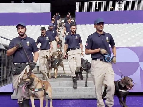 The team is fully prepared and experienced in managing major events, equipped with the necessary tools, equipment, and techniques to perform their tasks competently.