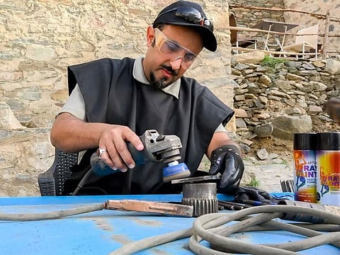 “What I’m practising is categorised as simple, not complicated, abstract art,” Majed Al Zahrani told SPA in the city of Al Baha in south-western Saudi Arabia.