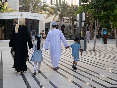 14,074 Omanis have been employed in both the public and private sectors