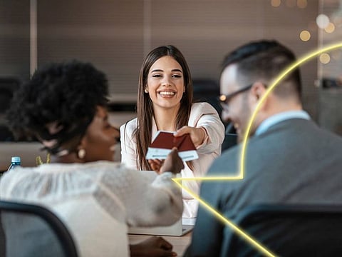 For investors and entrepreneurs, SetHub’s services include assistance with company formation, investment planning, and business setup, ensuring that clients meet the criteria for the Golden Visa