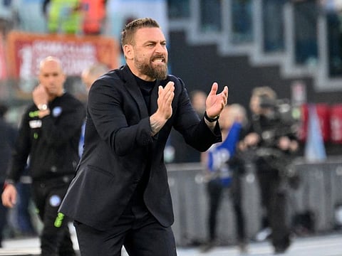Roma's Italian coach Daniele De Rossi reacts during the Italian Serie A football match between AS Roma and Lazio on April 6.